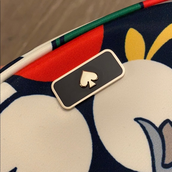 Kate Spade cosmetic pouch - Picture 2 of 3